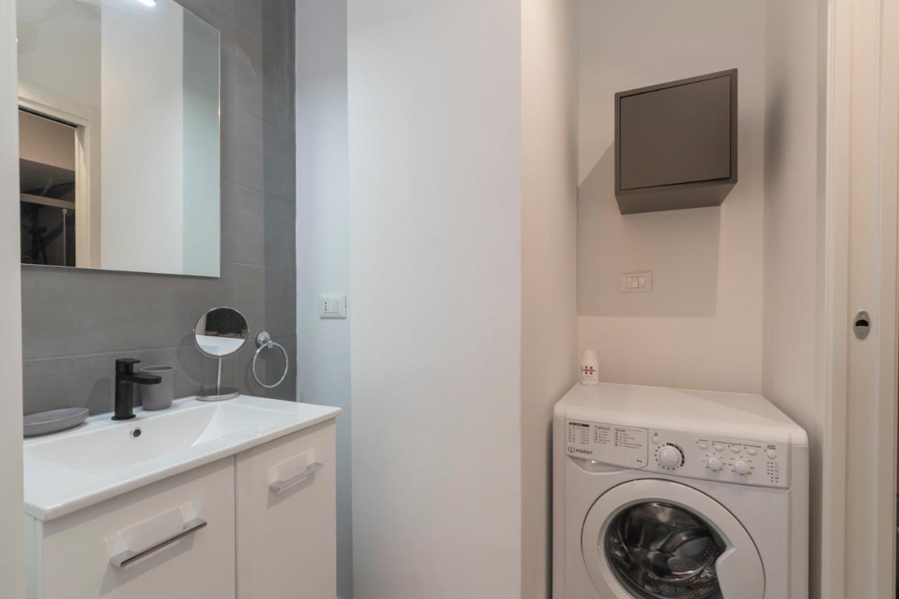 Luxury Apartment Savona 65 Milano Exteriör bild