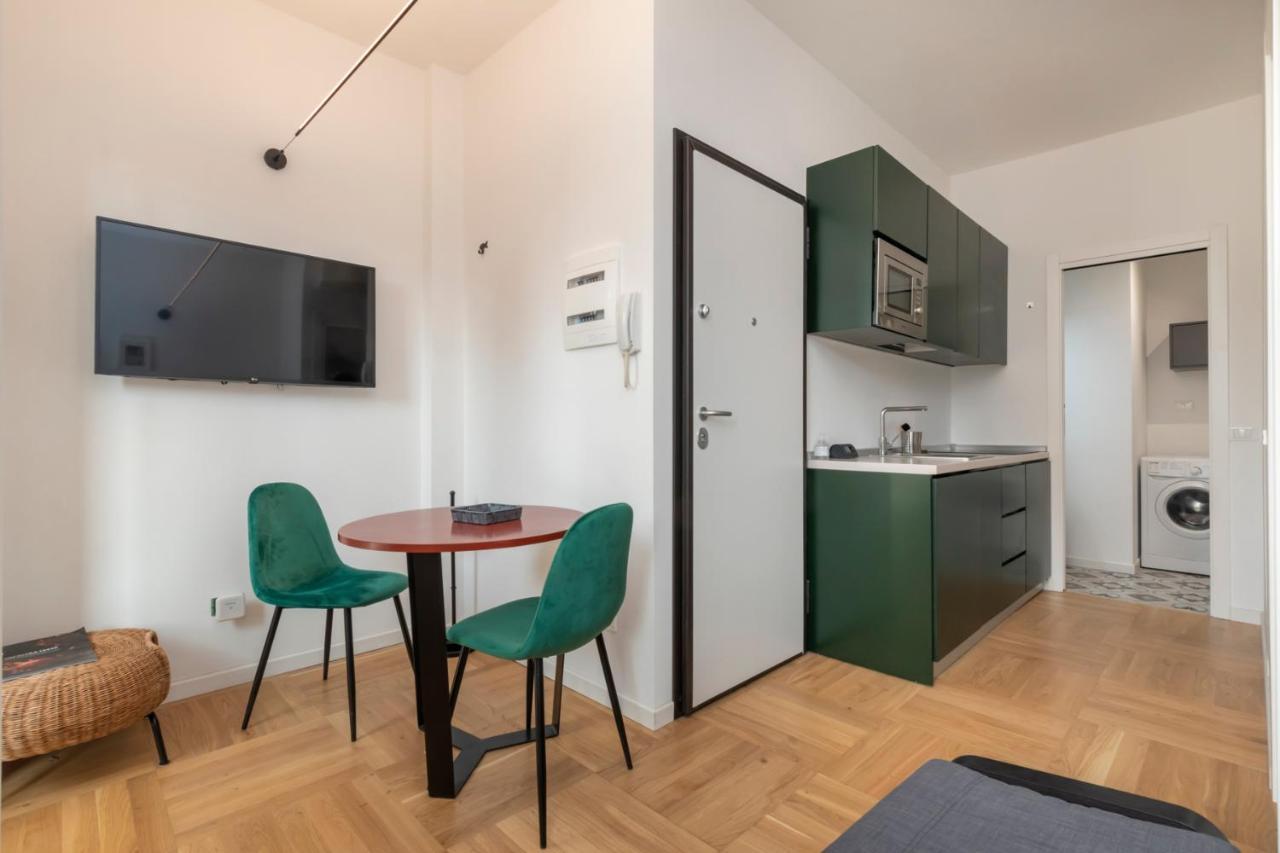 Luxury Apartment Savona 65 Milano Exteriör bild