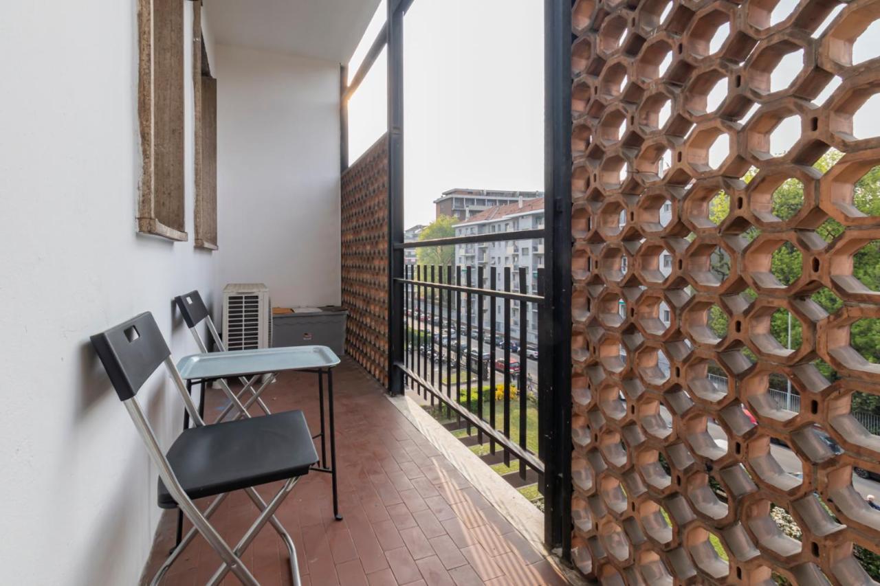 Luxury Apartment Savona 65 Milano Exteriör bild