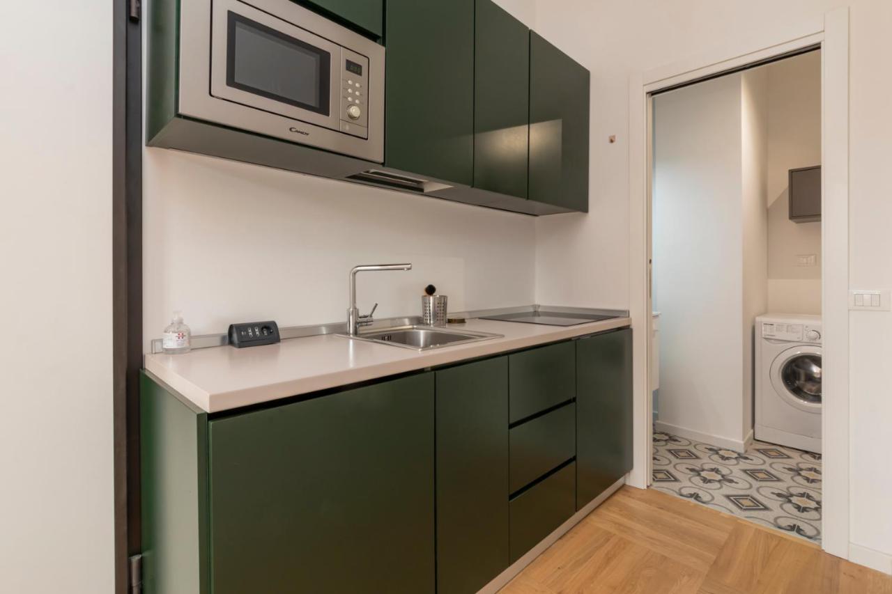 Luxury Apartment Savona 65 Milano Exteriör bild